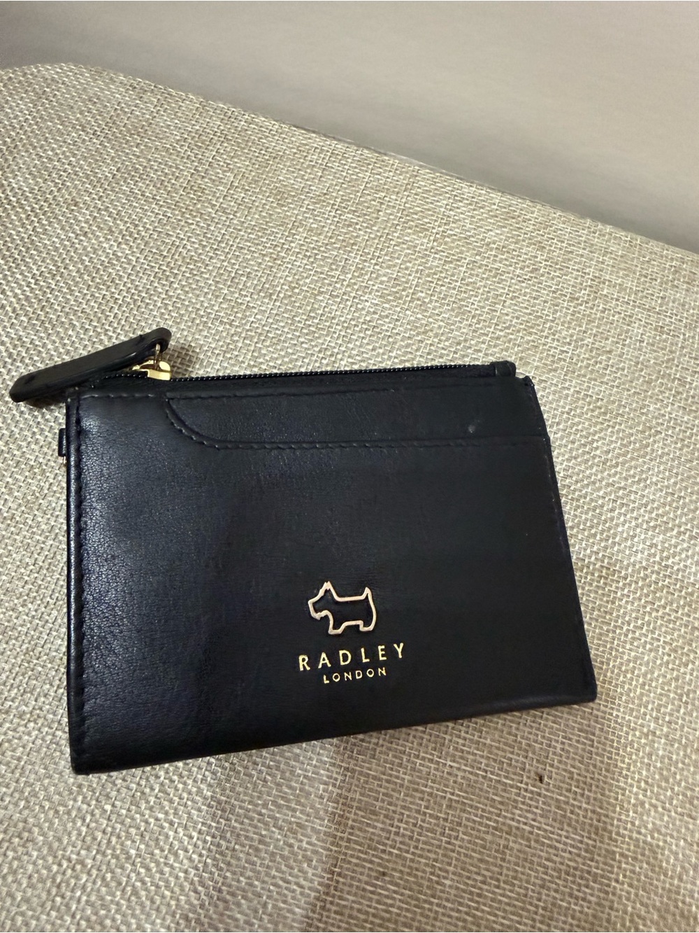 RADLEY LONDON Black Leather Zip Card Wallet with Gold Dog Emblem